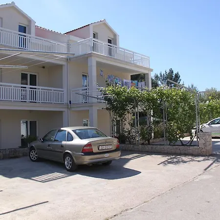 Apartment Maricevic